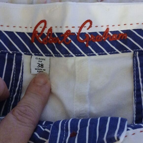 Robert Graham - Picture 4 of 5